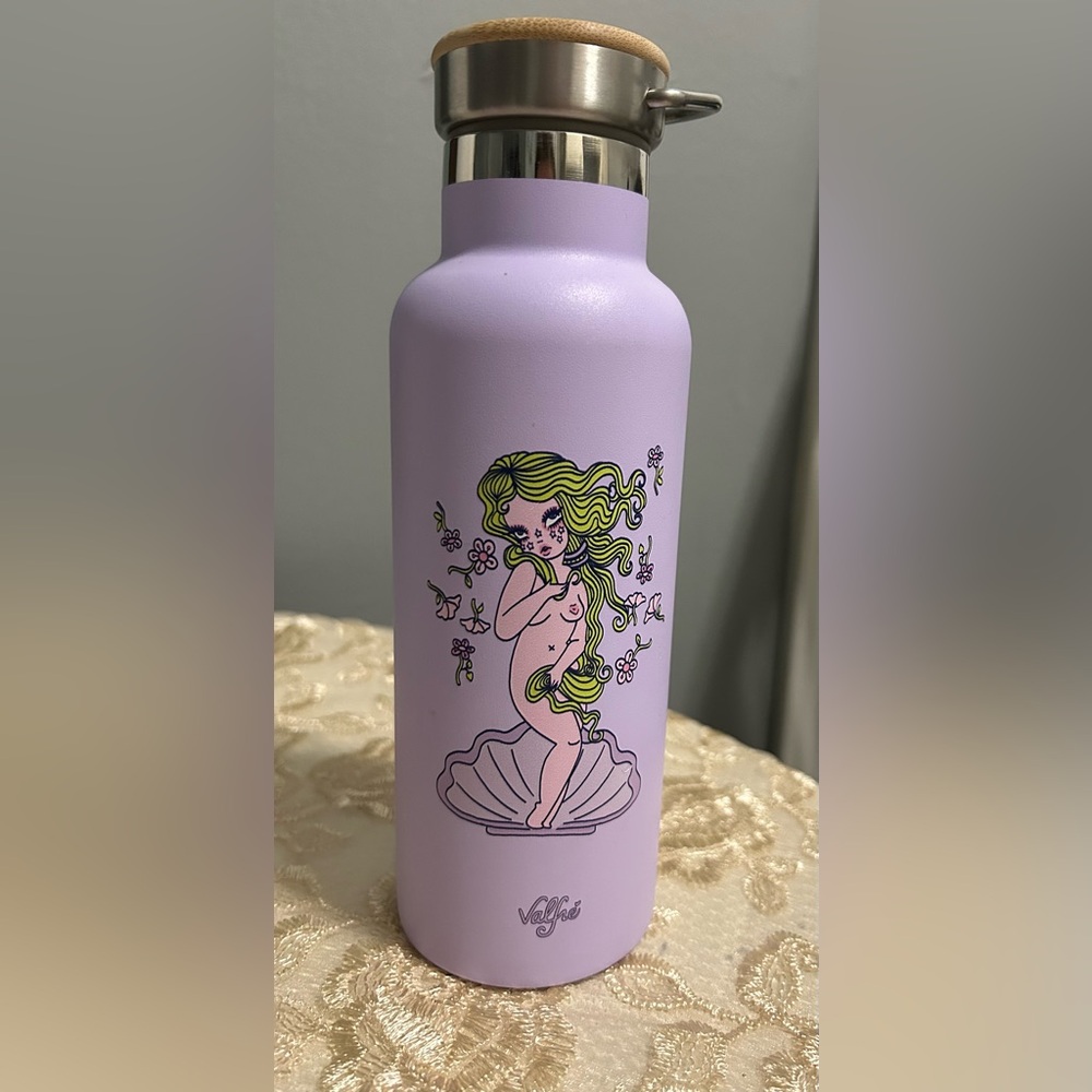 New, Valfre steel water bottle
